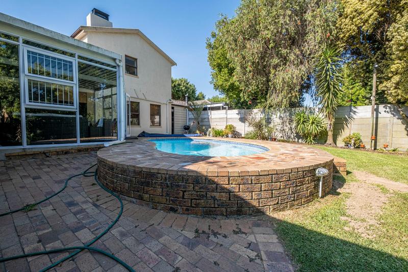 7 Bedroom Property for Sale in Blommendal Western Cape